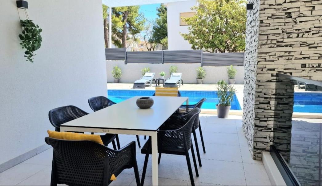 Villa Ema Kastela With Private Heated Pool Exterior foto