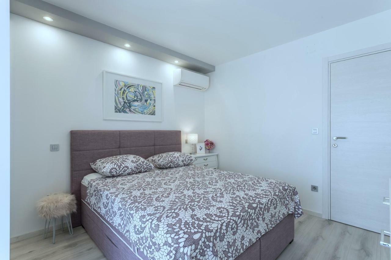Villa Ema Kastela With Private Heated Pool Exterior foto